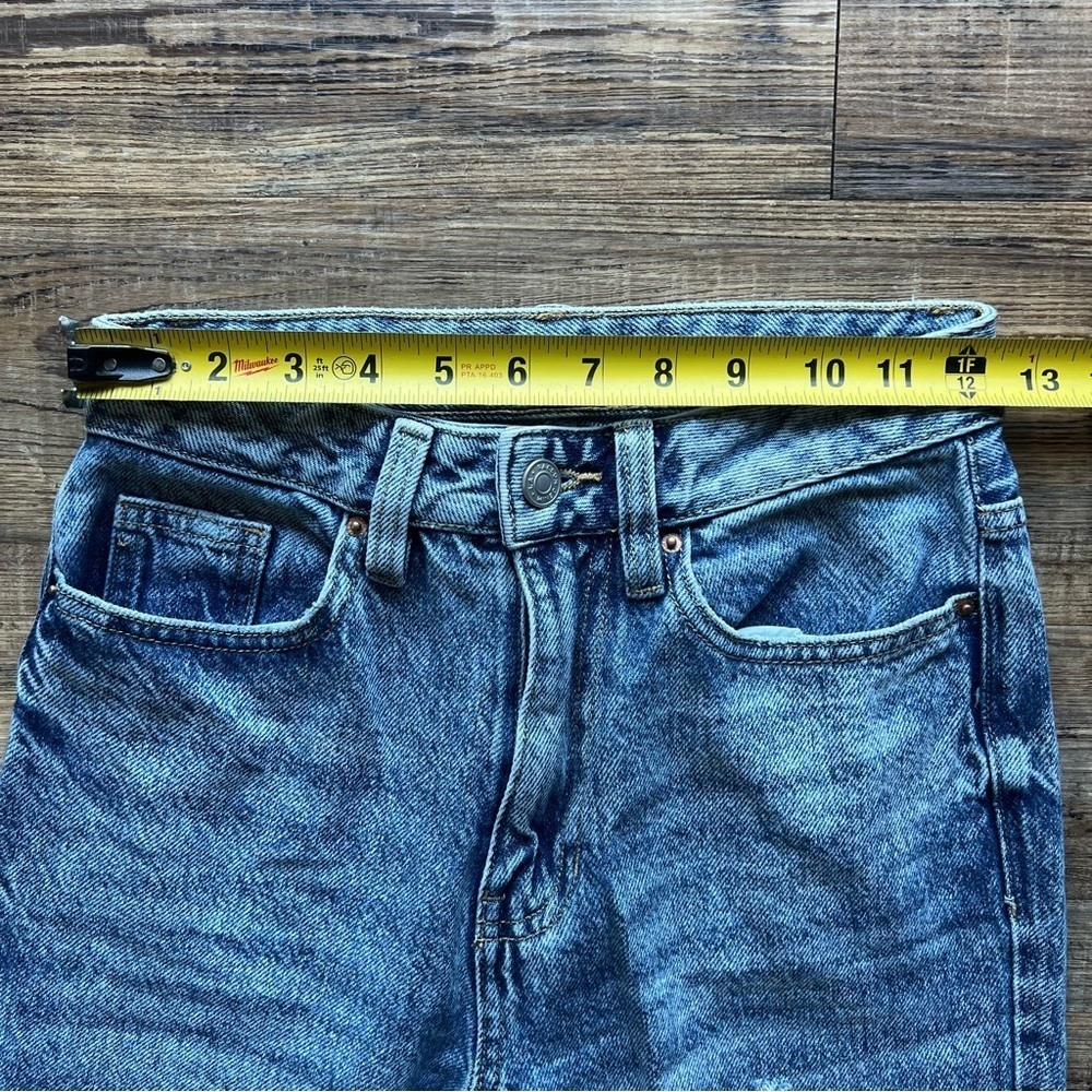 Pacsun Womens 90’s Boyfriend Denim Ripped Distressed Jeans Sz 24 Light Wash Blue - Picture 3 of 12